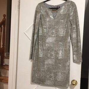 Vince Camuto Dress; New without tags💛